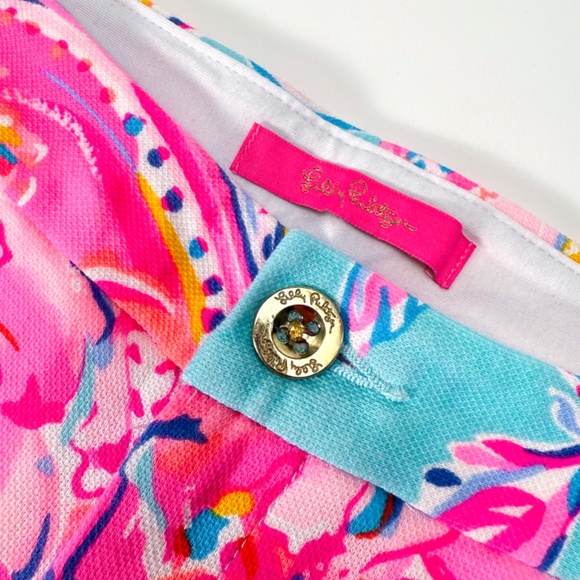 🌴 Lilly Pulitzer 5" Buttercup Low Rise Shorts Isla de Coco Size 4 Retail: $80 - Picture 3 of 15